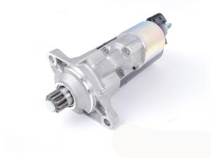 Spouštěč motoru 02E911023H