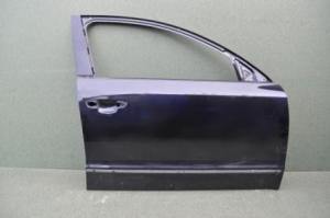 Dveře pravé přední 3T0831052