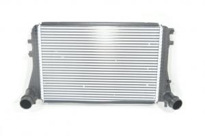 Chladič nasávaného vzduchu 1K0145803BM